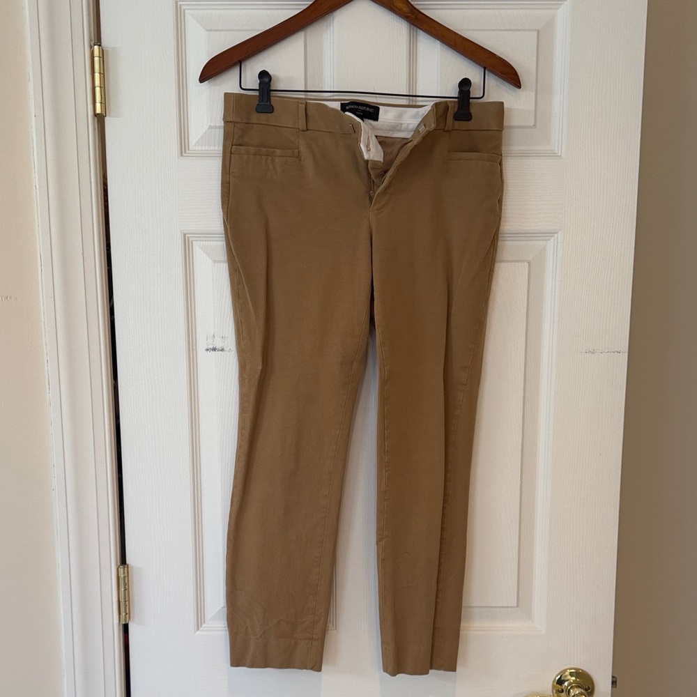 Banana Republic women’s skinny chinos